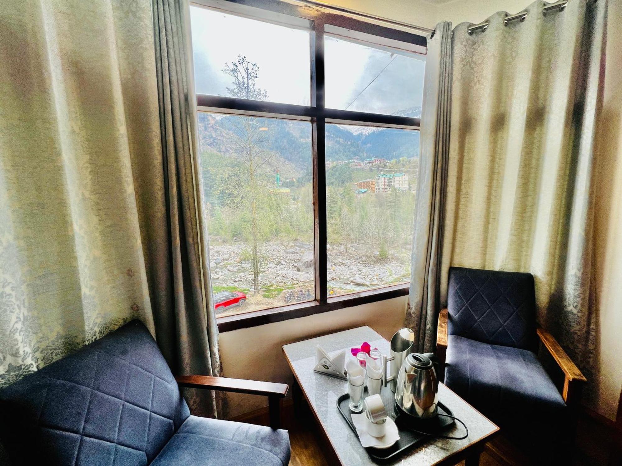 Hotel New # Link Way # Near Zing Bus Stand Manali  Exterior photo